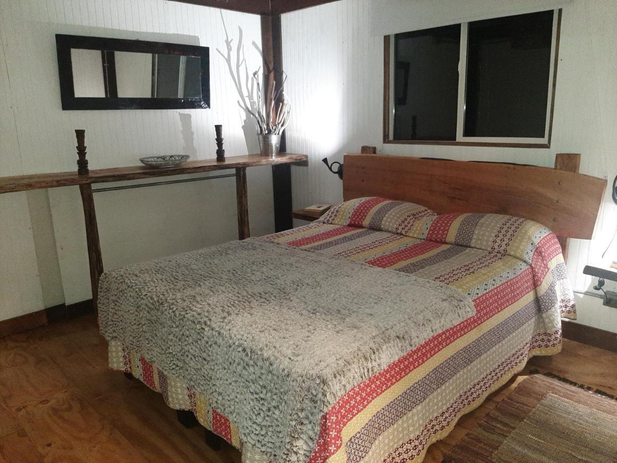 Hostal La Minga Chaitén エクステリア 写真