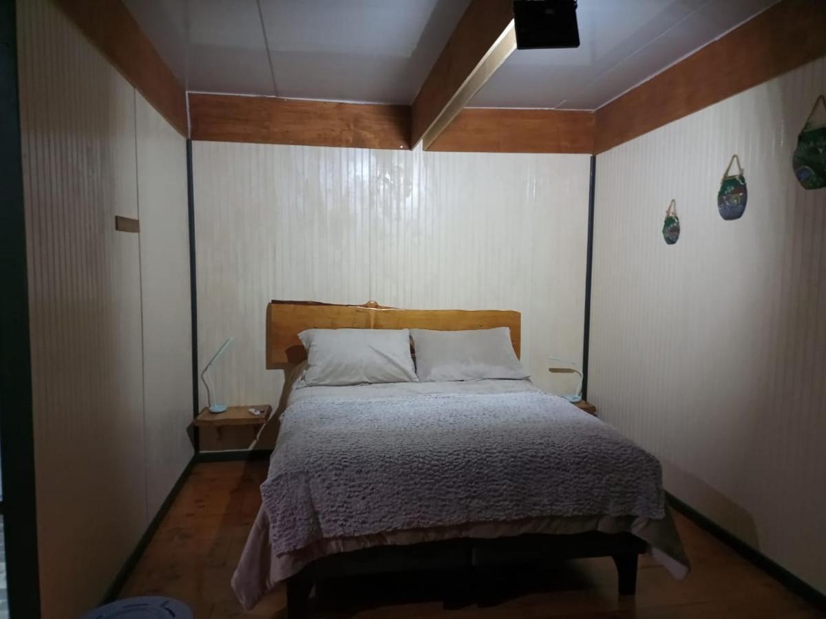 Hostal La Minga Chaitén エクステリア 写真